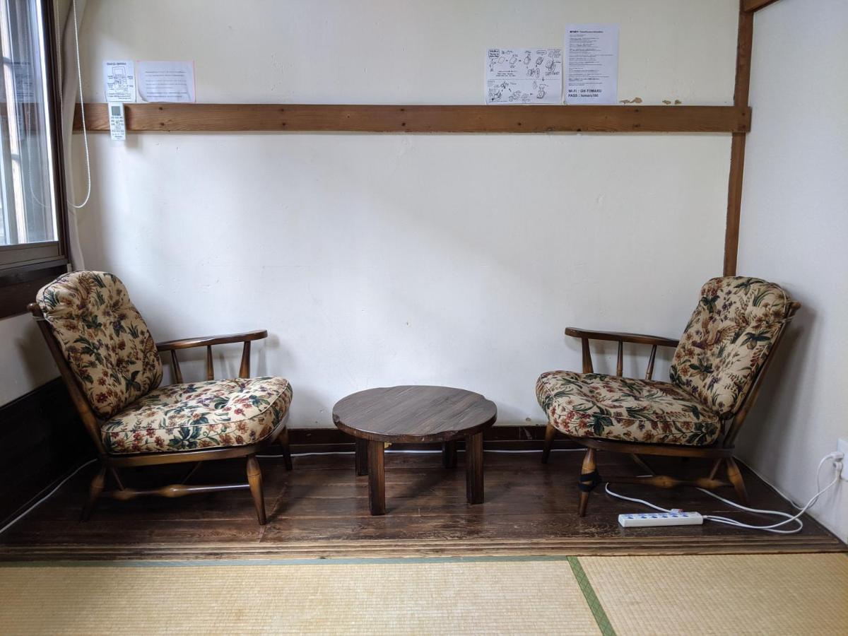 Guesthouse Tomaru Takayama  Ngoại thất bức ảnh